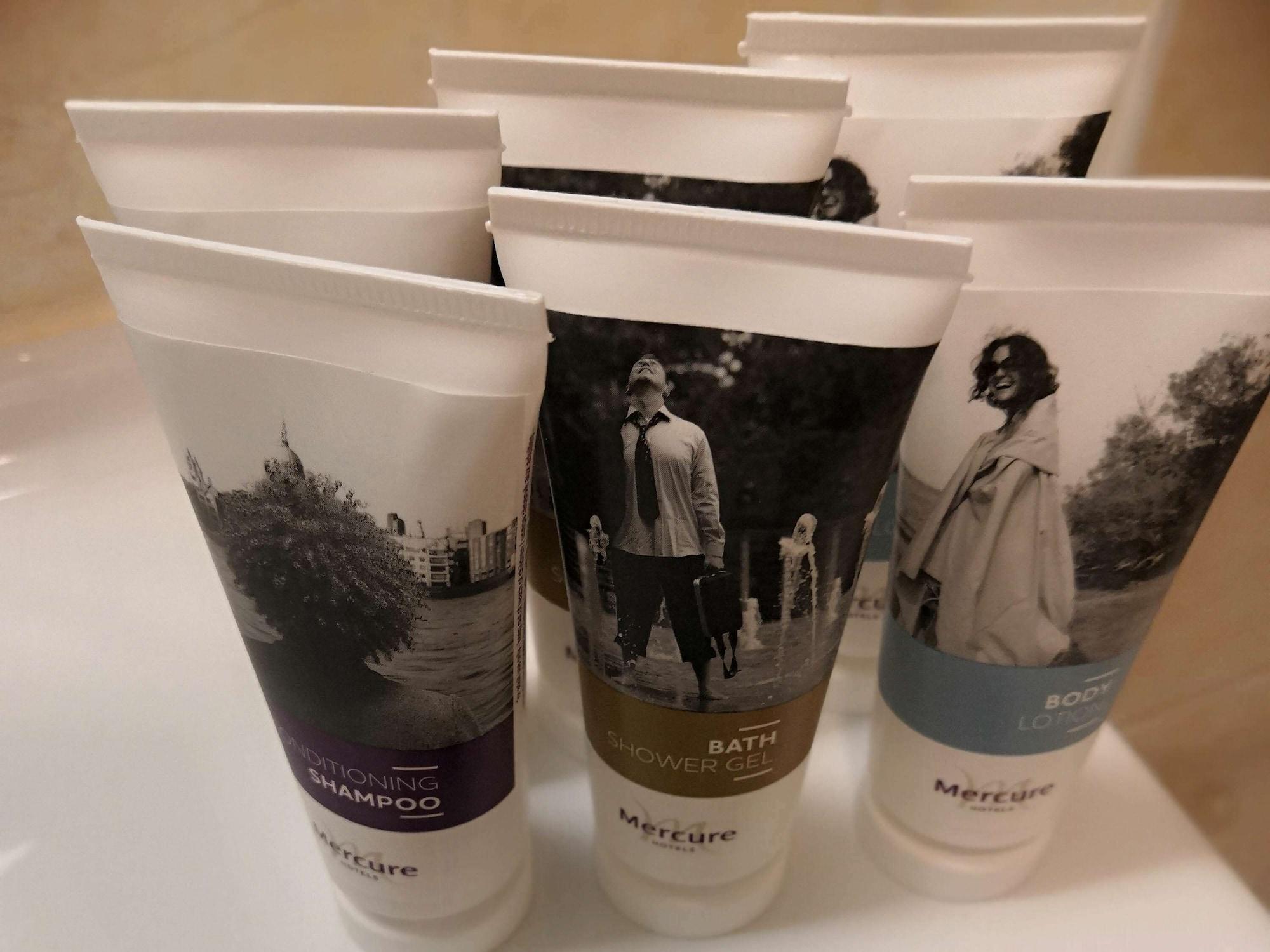 Mercure Leonardo da Vinci Rome Airport Fiumicino Esterno foto