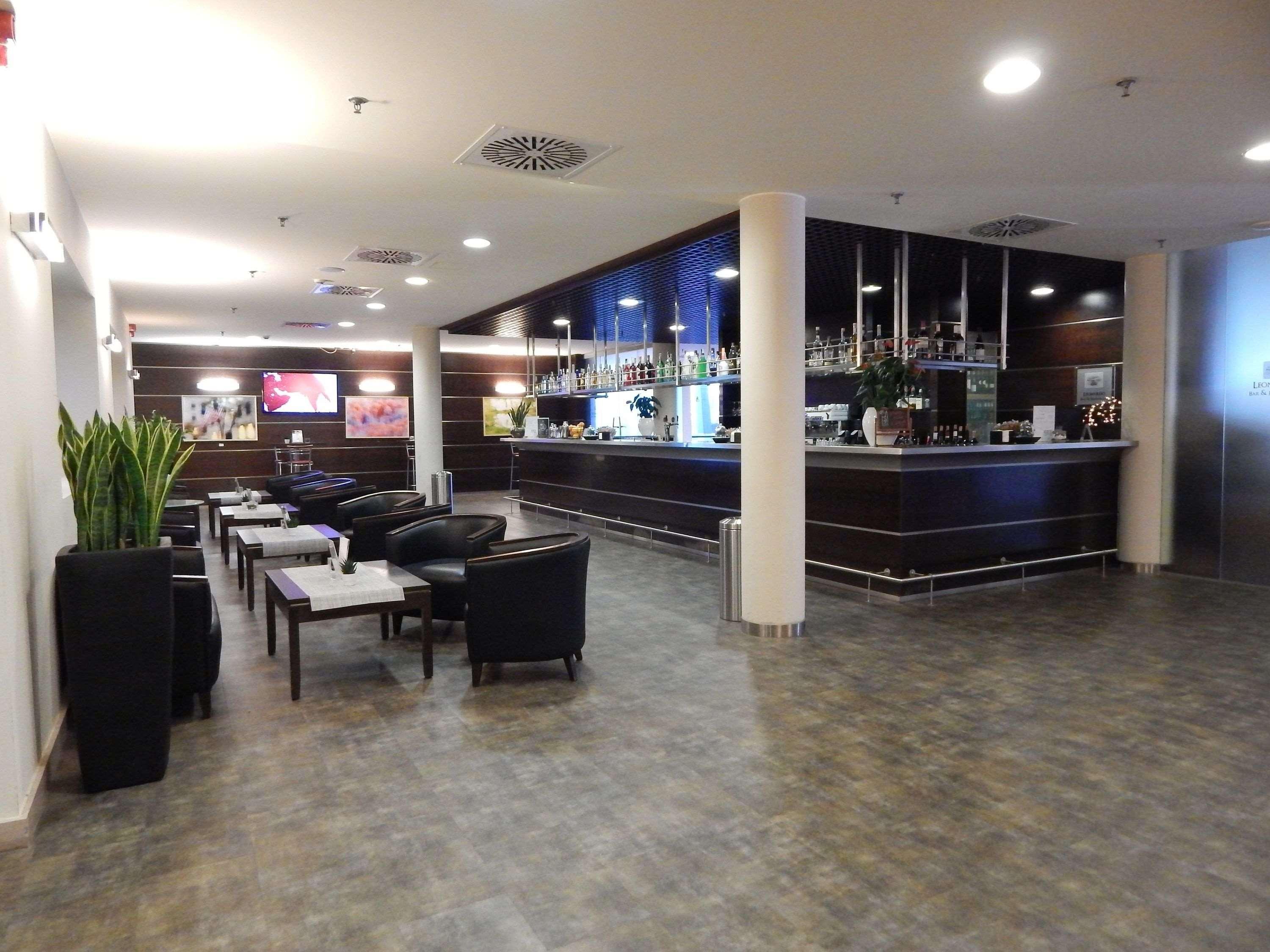 Mercure Leonardo da Vinci Rome Airport Fiumicino Esterno foto