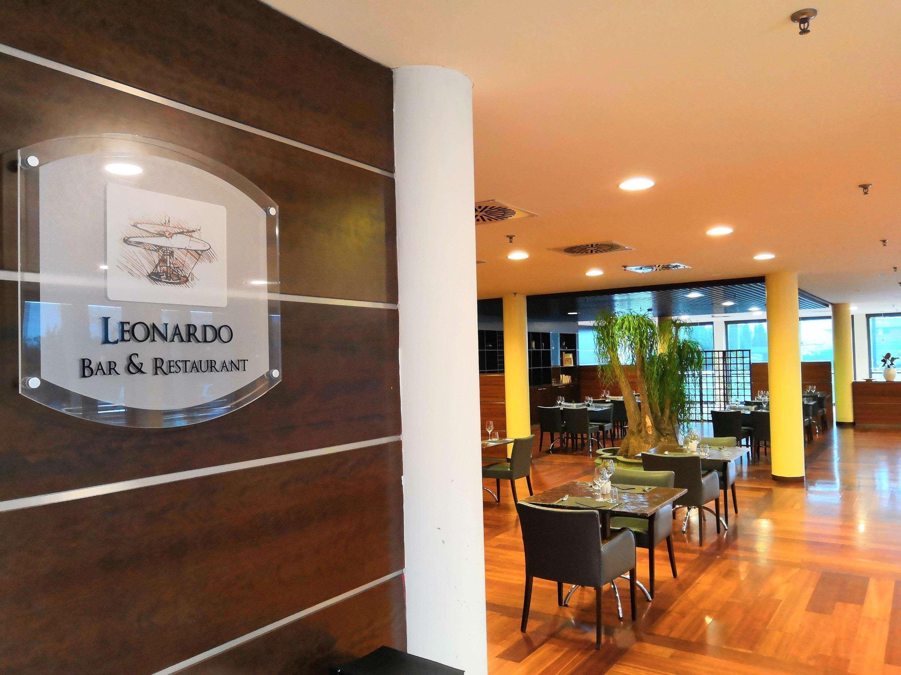 Mercure Leonardo da Vinci Rome Airport Fiumicino Esterno foto