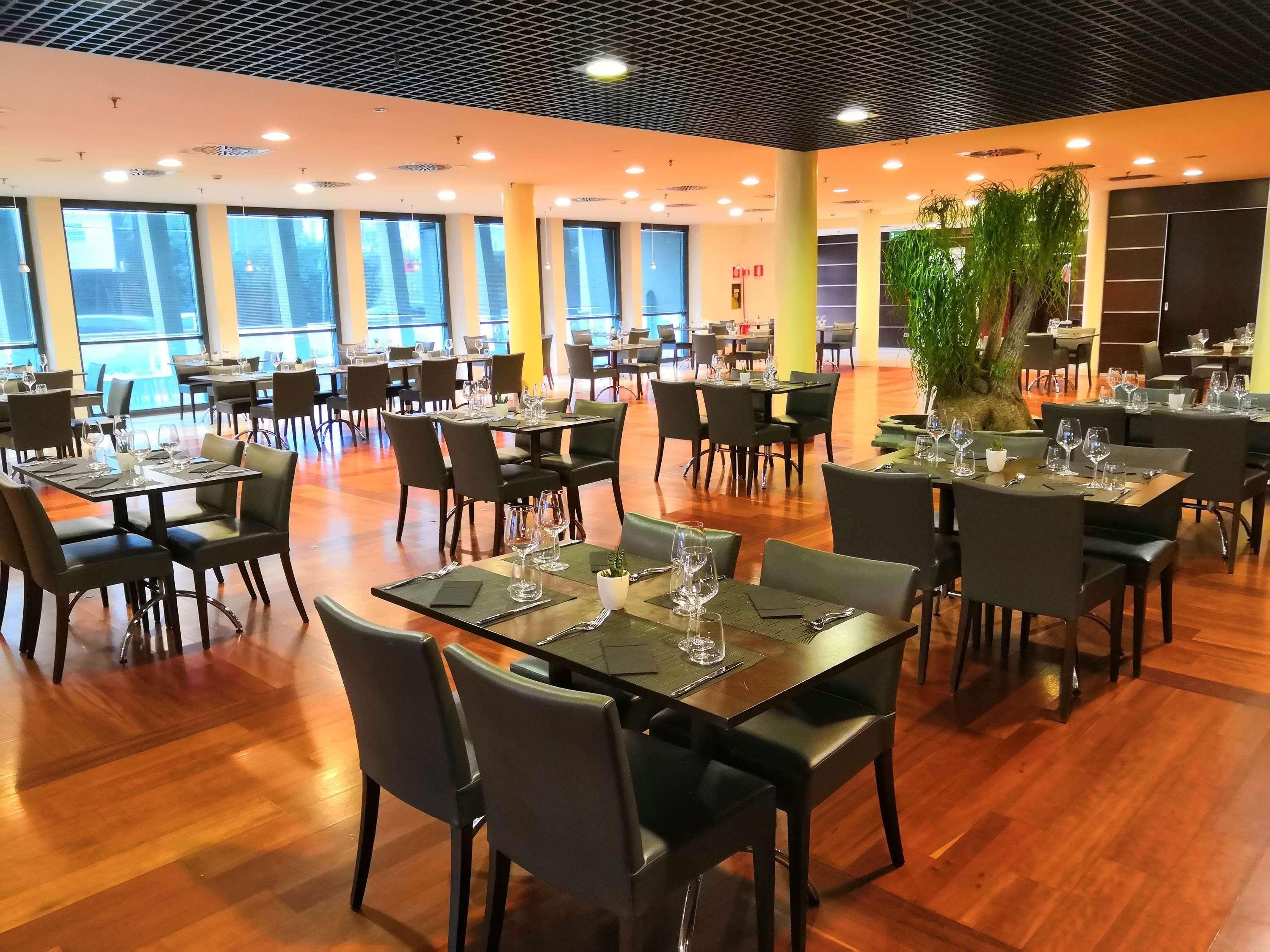 Mercure Leonardo da Vinci Rome Airport Fiumicino Esterno foto