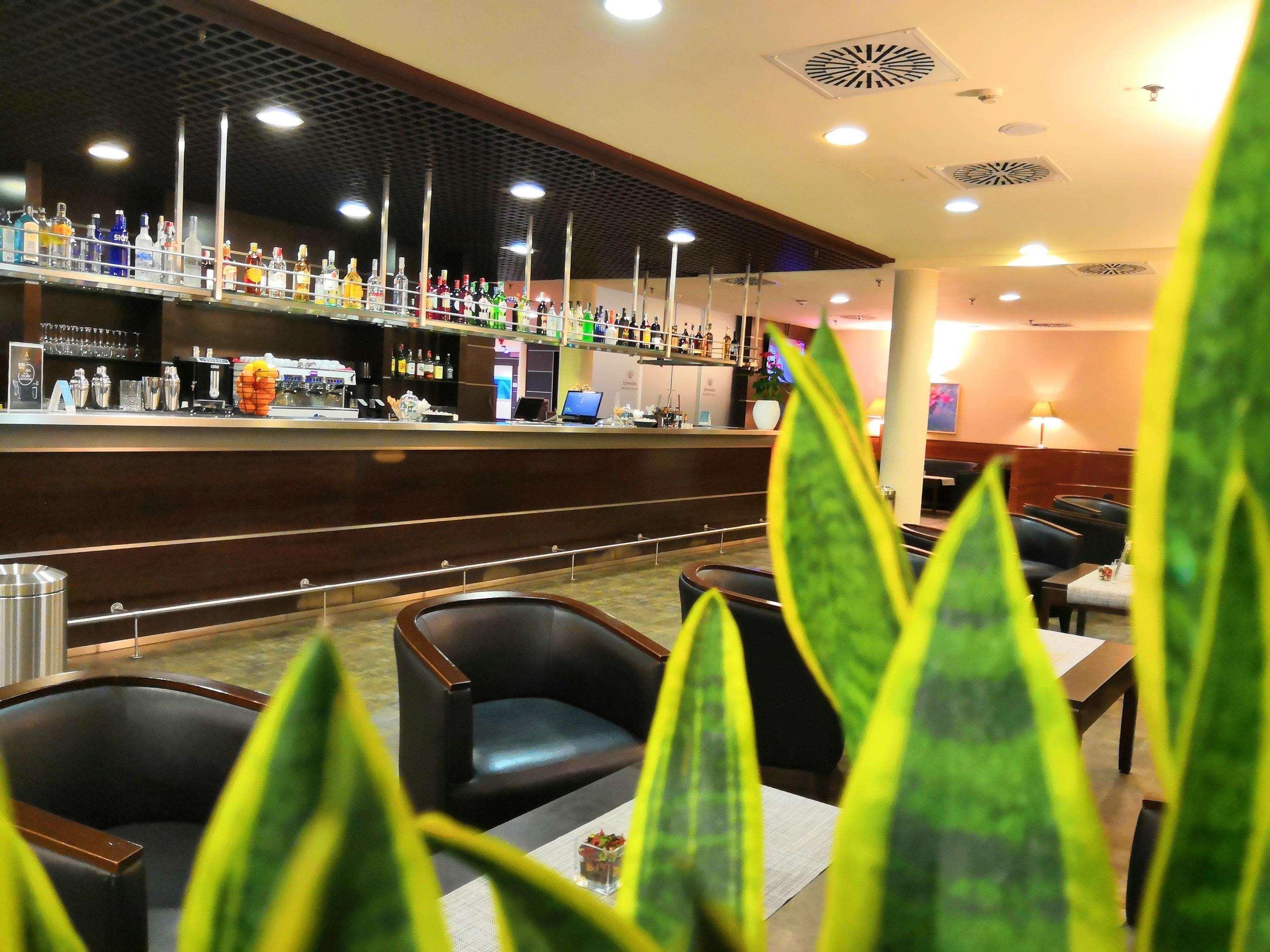 Mercure Leonardo da Vinci Rome Airport Fiumicino Esterno foto