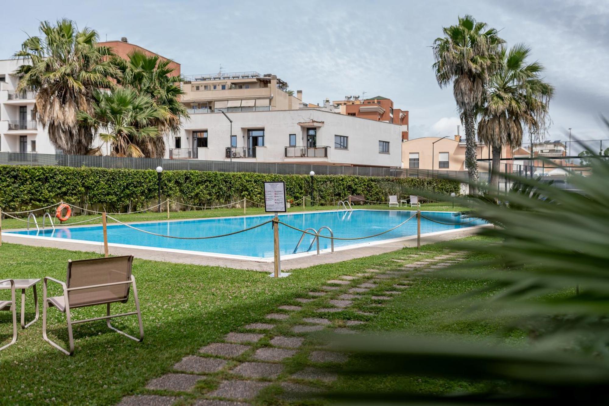 Mercure Leonardo da Vinci Rome Airport Fiumicino Esterno foto