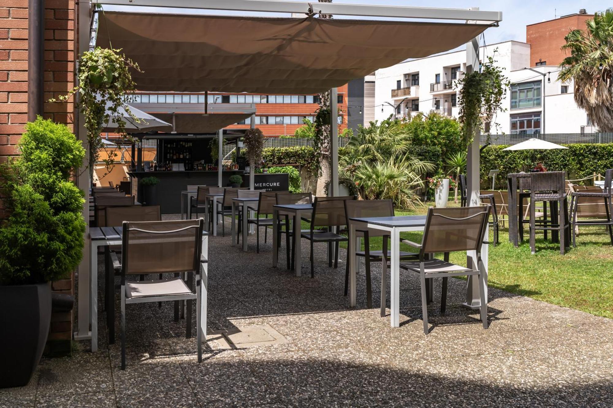 Mercure Leonardo da Vinci Rome Airport Fiumicino Esterno foto