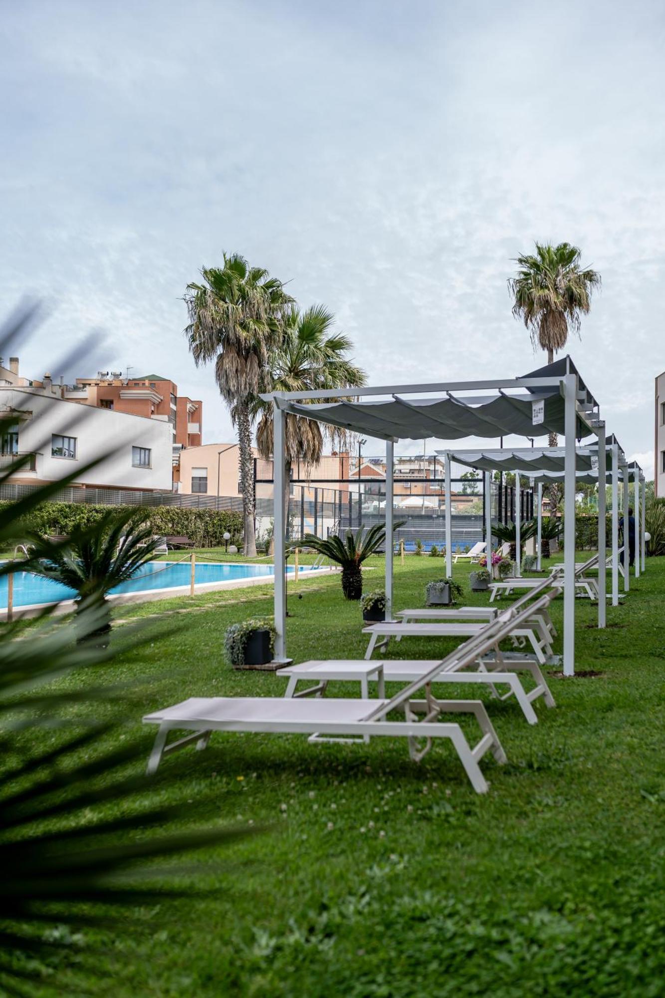 Mercure Leonardo da Vinci Rome Airport Fiumicino Esterno foto